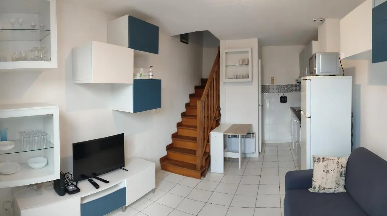 Villa Club T2 A Mar Vivo, Plages A Pieds, Piscine ラ・セーヌ・シュル・メール 0*,  フランス