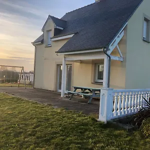 Gîte Argouges Hébergement de vacances Argouges